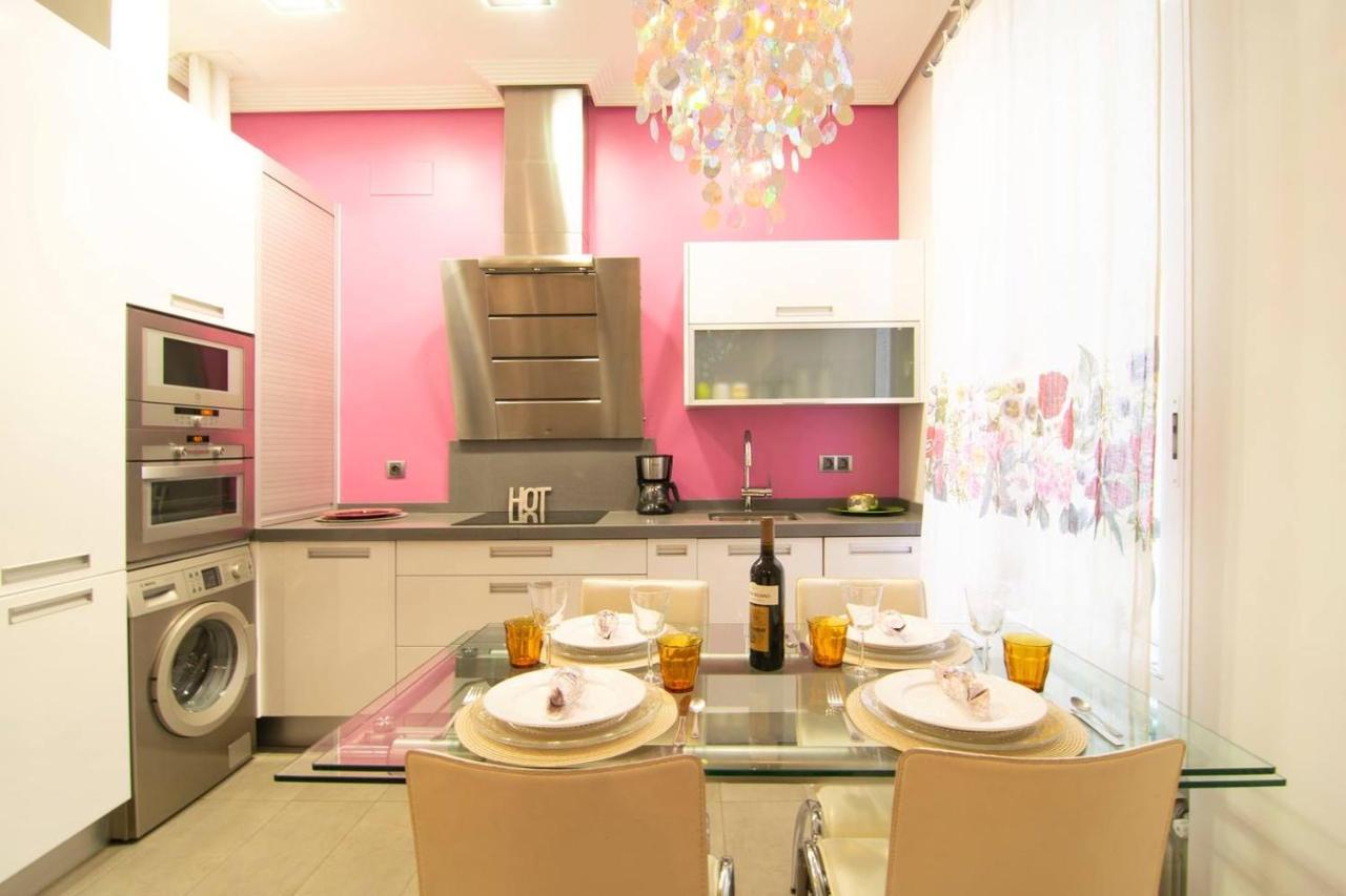 Cozy Apartment Near San Miguel Market By Batuecas マドリード エクステリア 写真