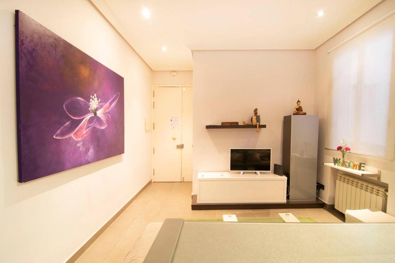 Cozy Apartment Near San Miguel Market By Batuecas マドリード エクステリア 写真